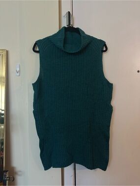 Aritzia 100% Wool Sleeveless Cowl Neck Sweater Vest - Teal